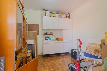 Casa à venda com 457m², 4 quartos e 4 vagasÁrea de Serviço - Quarto 1