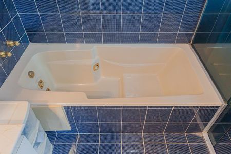 Casa à venda com 457m², 4 quartos e 4 vagasBanheiro da Suíte 1