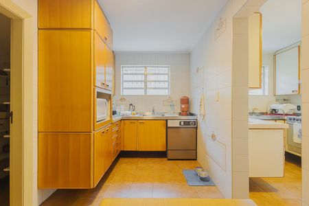 Casa à venda com 457m², 4 quartos e 4 vagasCozinha