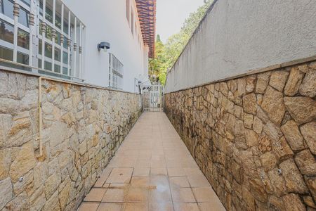 Casa à venda com 457m², 4 quartos e 4 vagasÁrea de Serviço - Quintal