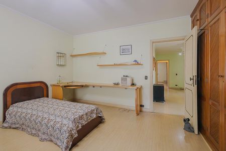 Casa à venda com 457m², 4 quartos e 4 vagasQuarto 2