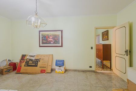 Casa à venda com 457m², 4 quartos e 4 vagasSala