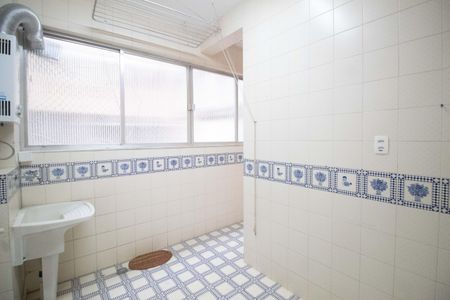 Apartamento à venda com 165m², 3 quartos e 1 vagaÁrea de serviço