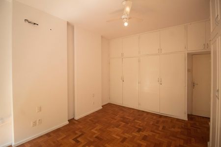 Apartamento à venda com 165m², 3 quartos e 1 vagaQuarto 2