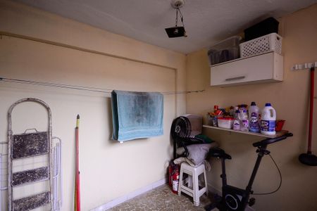 Casa à venda com 317m², 5 quartos e 2 vagasCasa 1 - Área de Serviço