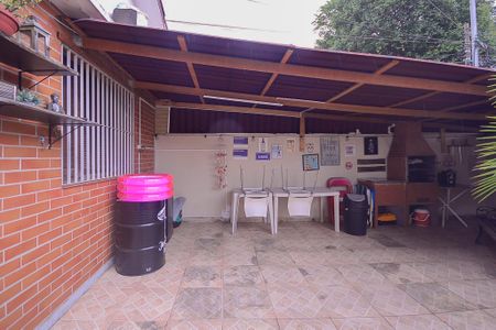 Casa à venda com 317m², 5 quartos e 2 vagasCasa 1 - Área de Lazer