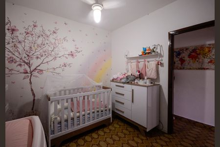 Casa à venda com 317m², 5 quartos e 2 vagasCasa 1 - Quarto 2