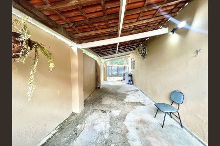 Casa à venda com 50m², 2 quartos e 2 vagasÁrea externa