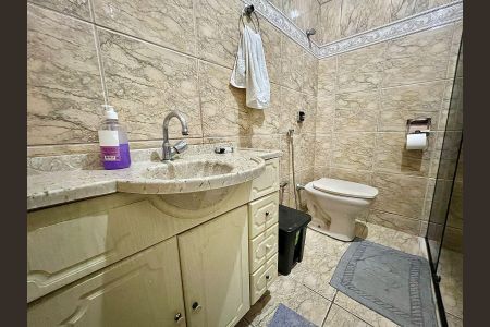 Casa à venda com 50m², 2 quartos e 2 vagasBanheiro