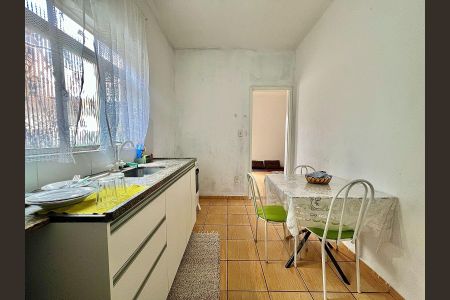 Casa à venda com 50m², 2 quartos e 2 vagasCozinha