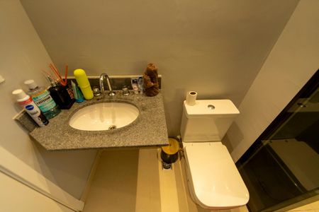 Apartamento à venda com 74m², 3 quartos e 2 vagasBanheiro da Suíte