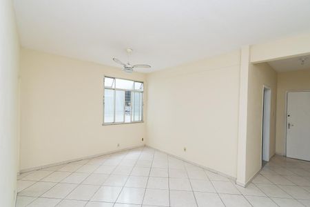 Apartamento para alugar com 73m², 2 quartos e 1 vagaSala