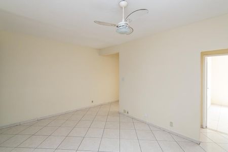 Apartamento para alugar com 73m², 2 quartos e 1 vagaSala