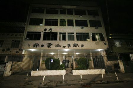 Apartamento à venda com 50m², 1 quarto e 1 vagaFachada e Placa