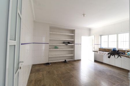 Casa à venda com 248m², 3 quartos e 7 vagasCozinha