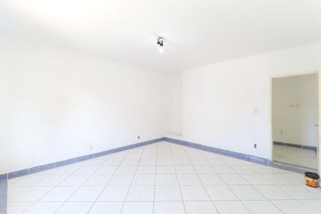 Casa à venda com 248m², 3 quartos e 7 vagasQuarto 2