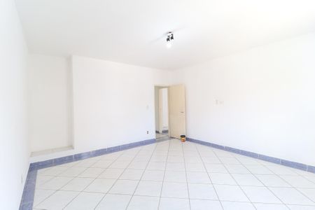 Casa à venda com 248m², 3 quartos e 7 vagasQuarto 2