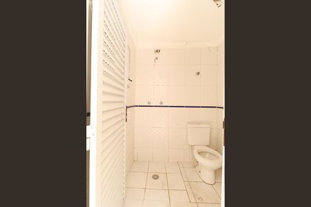 Casa à venda com 248m², 3 quartos e 7 vagasBanheiro de serviço