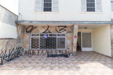 Casa à venda com 248m², 3 quartos e 7 vagasFachada