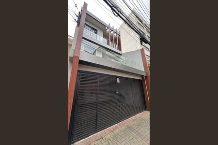 Casa para alugar com 214m², 6 quartos e 2 vagasFachada