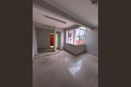 Casa para alugar com 214m², 6 quartos e 2 vagasQuarto 4