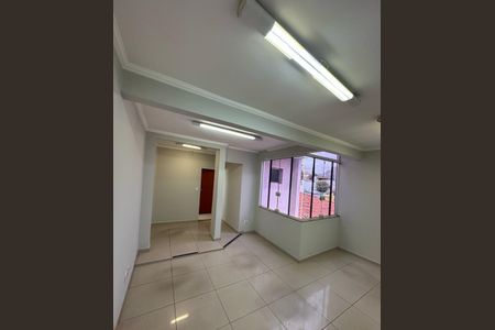 Casa para alugar com 214m², 6 quartos e 2 vagasQuarto 4