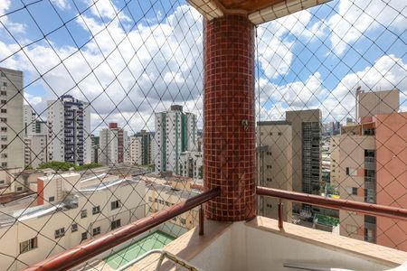 Apartamento à venda com 110m², 3 quartos e 2 vagasSacada da Sala 