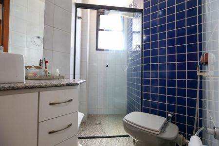 Apartamento à venda com 110m², 3 quartos e 2 vagasBanheiro Social