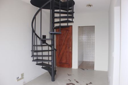 Apartamento para alugar com 120m², 2 quartos e 1 vagaSala