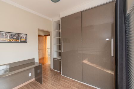 Casa de condomínio para alugar com 240m², 3 quartos e 4 vagas Casa de condomínio para alugar com 240m², 3 quartos e 4 vagasSuíte 1