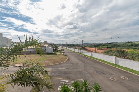 Casa de condomínio para alugar com 240m², 3 quartos e 4 vagas Casa de condomínio para alugar com 240m², 3 quartos e 4 vagasVista da Suíte 1
