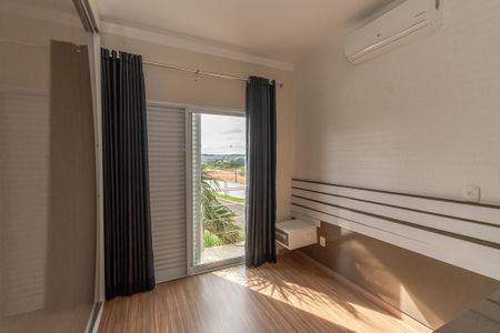 Casa de condomínio para alugar com 240m², 3 quartos e 4 vagas Casa de condomínio para alugar com 240m², 3 quartos e 4 vagasSuíte 1