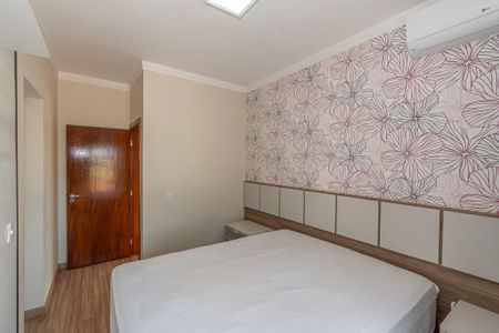 Casa de condomínio para alugar com 240m², 3 quartos e 4 vagas Casa de condomínio para alugar com 240m², 3 quartos e 4 vagasSuíte 2