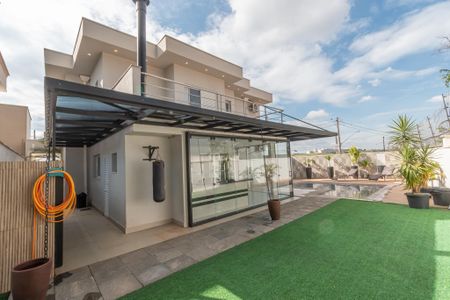 Casa de condomínio para alugar com 240m², 3 quartos e 4 vagas Casa de condomínio para alugar com 240m², 3 quartos e 4 vagasÁrea comum