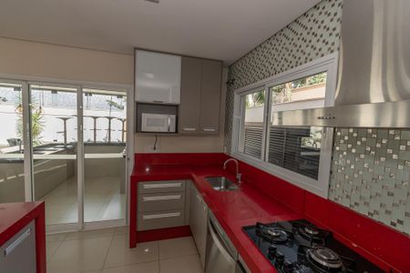 Casa de condomínio para alugar com 240m², 3 quartos e 4 vagas Casa de condomínio para alugar com 240m², 3 quartos e 4 vagasCozinha