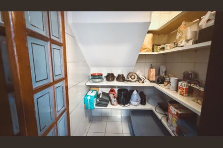 Casa à venda com 211m², 3 quartos e 2 vagasDespensa