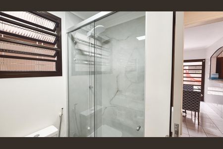 Casa à venda com 211m², 3 quartos e 2 vagasBanheiro Social