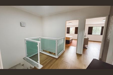 Casa à venda com 211m², 3 quartos e 2 vagasCorredor