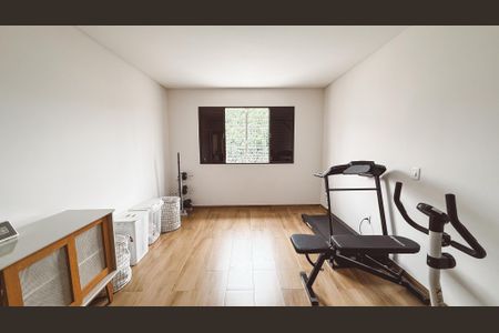 Casa à venda com 211m², 3 quartos e 2 vagasQuarto 2