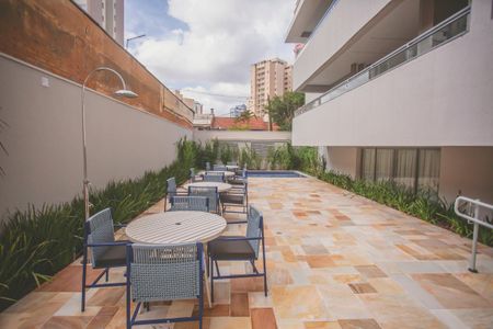 Apartamento à venda com 34m², 1 quarto e sem vagaÁrea comum - Piscina