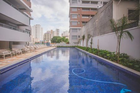 Apartamento à venda com 34m², 1 quarto e sem vagaÁrea comum - Piscina