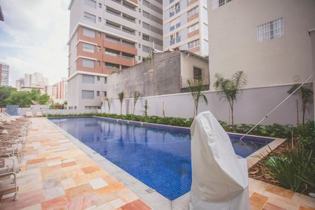 Apartamento à venda com 34m², 1 quarto e sem vagaÁrea comum - Piscina