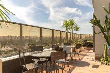 Apartamento à venda com 140m², 3 quartos e 2 vagasÁrea comum - Piscina