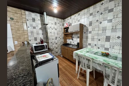 Casa para alugar com 49m², 1 quarto e 2 vagasCozinha