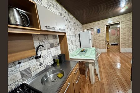 Casa para alugar com 49m², 1 quarto e 2 vagasCozinha
