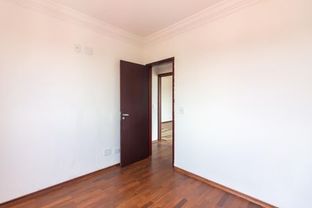 Apartamento à venda com 60m², 2 quartos e 2 vagas Apartamento à venda com 60m², 2 quartos e 2 vagasQuarto 1