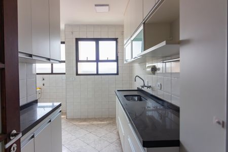 Apartamento à venda com 60m², 2 quartos e 2 vagas Apartamento à venda com 60m², 2 quartos e 2 vagasCozinha