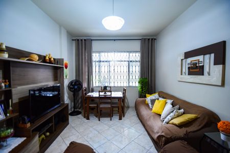 Apartamento para alugar com 90m², 3 quartos e sem vagaSala