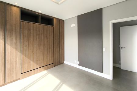 Casa de condomínio à venda com 486m², 5 quartos e 8 vagas Casa de condomínio à venda com 486m², 5 quartos e 8 vagasSuíte 5