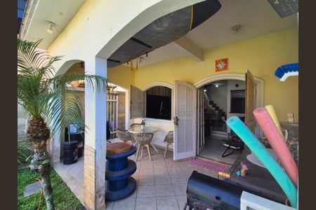 Casa à venda com 241m², 3 quartos e 1 vagaVaranda da sala